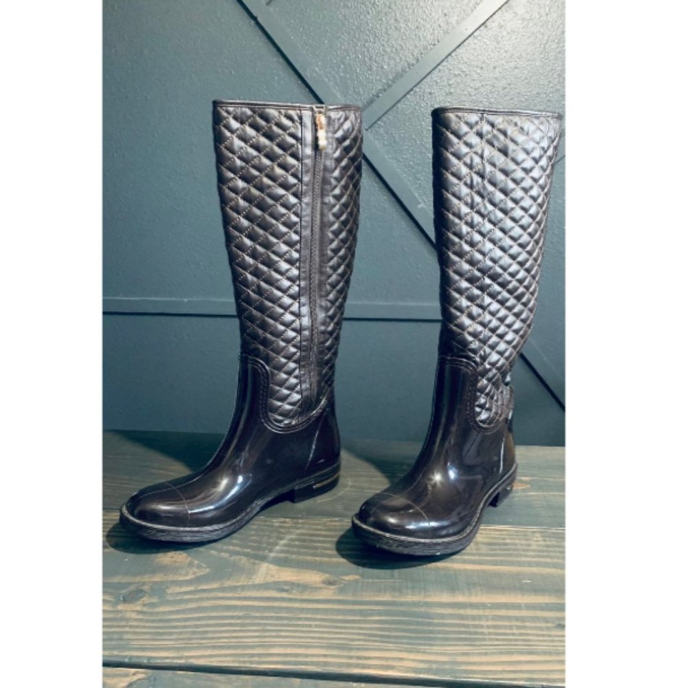 NEW- Quilted Zipper Rain Boots